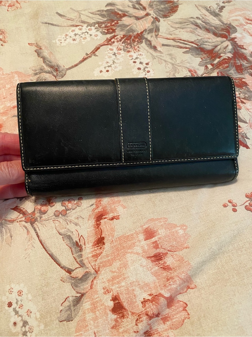 COACH Hampton Black Leather Tri-Fold Wallet
